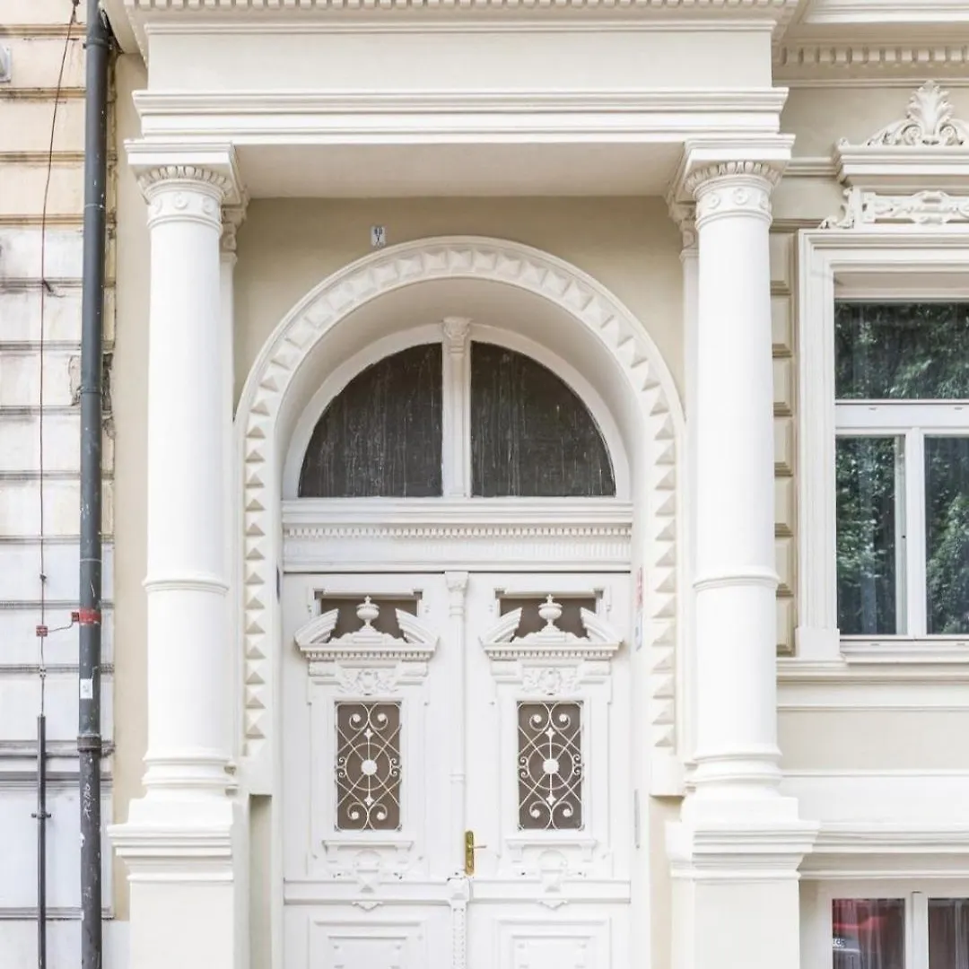 Luxury Apartment With Great View Prag