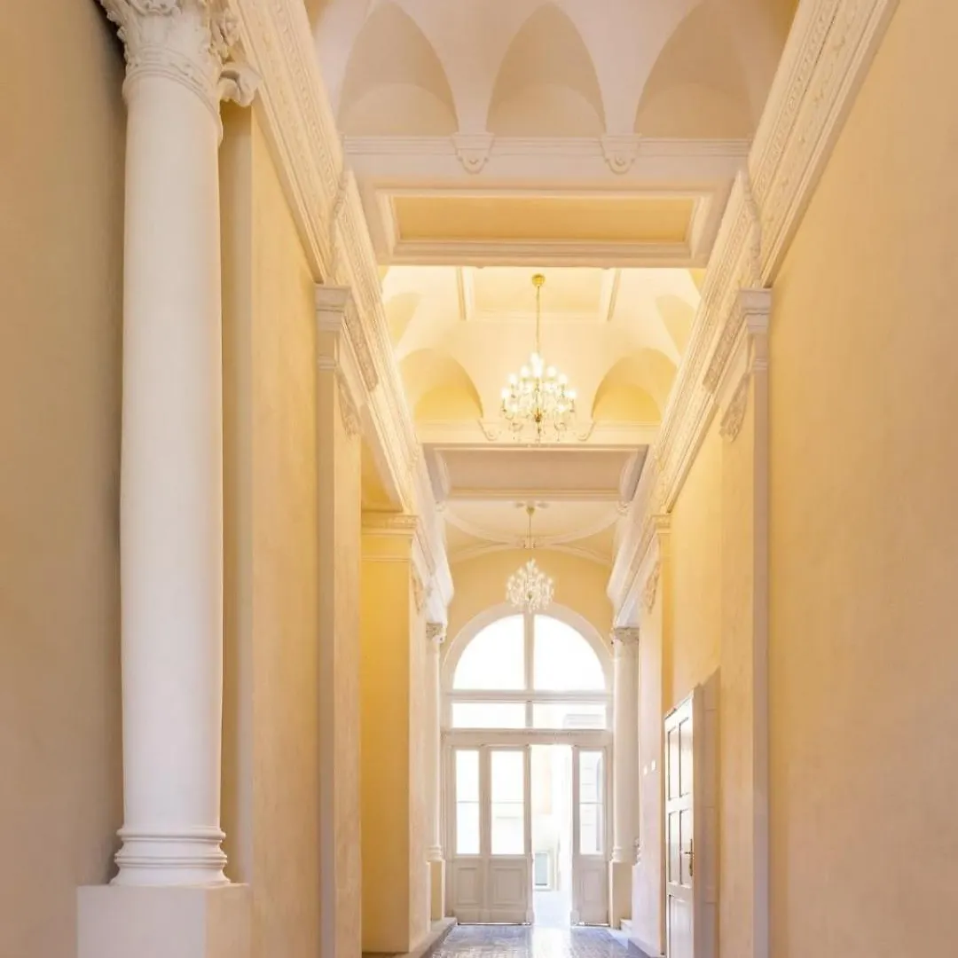 Luxury Apartment With Great View Prag